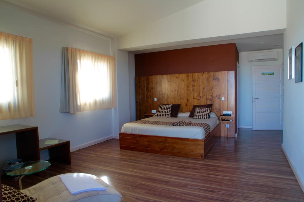 Hotel Mas Prades Deltebre Camera foto